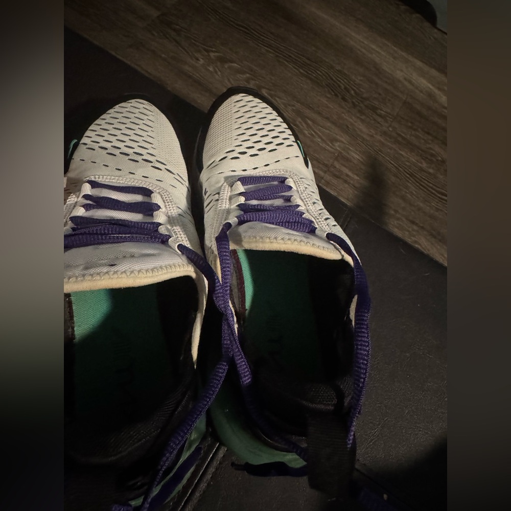 Nike WMNS Air Max 270 White Black Teal Purple - Picture 5 of 8